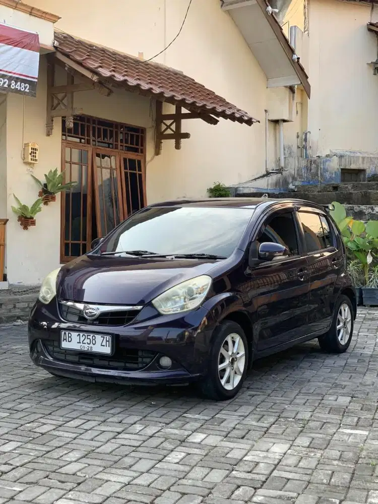 Daihatsu Sirion RS 2013 Matic AT garansi kredit agya ayla brio