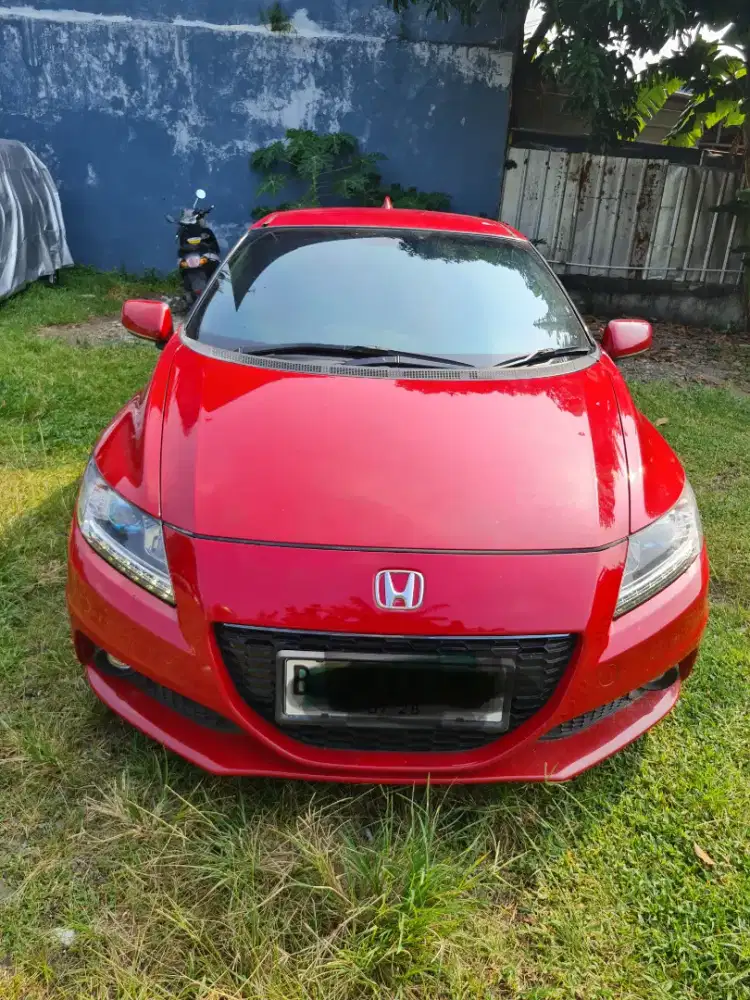 Honda CRZ merah mantap