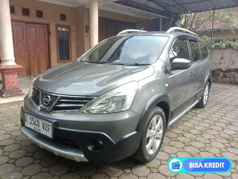 Nissan Grand livina 2014 Bensin