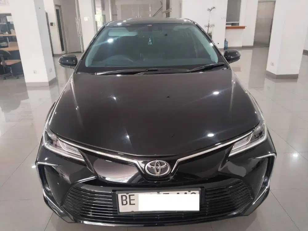 TOYOTA ALTIS 1.8 V AT thn 2023