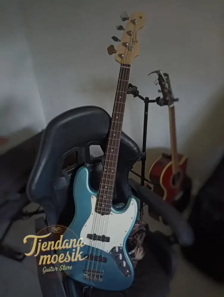 Bass JzB pellham blue