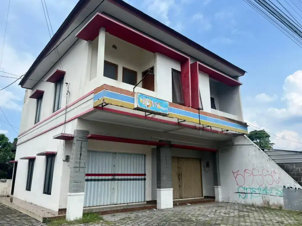 DISEWAKAN RUKO DENGAN HOOK DAN VISIBILITAS TINGGI TURI SLEMAN