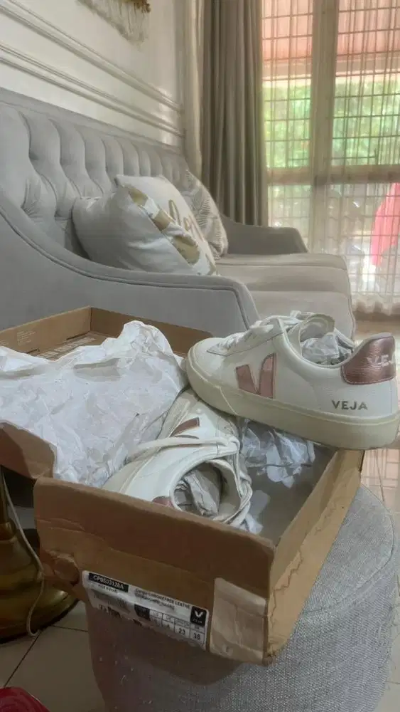 VEJA Campo Chromefree Leather