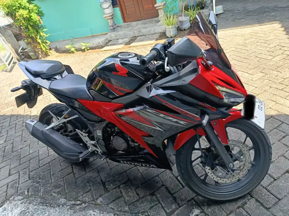 CBR 150r 2018 Istimewa Mulus Terawat