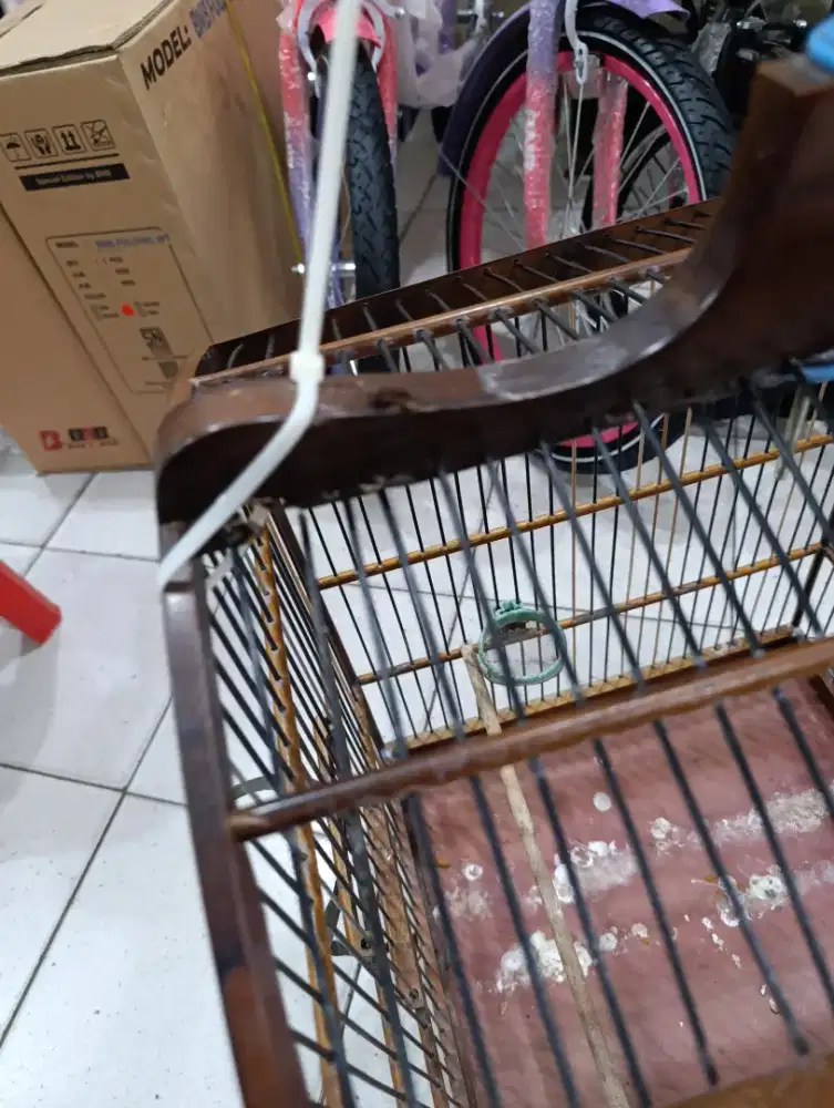 Sangkar burung kayu