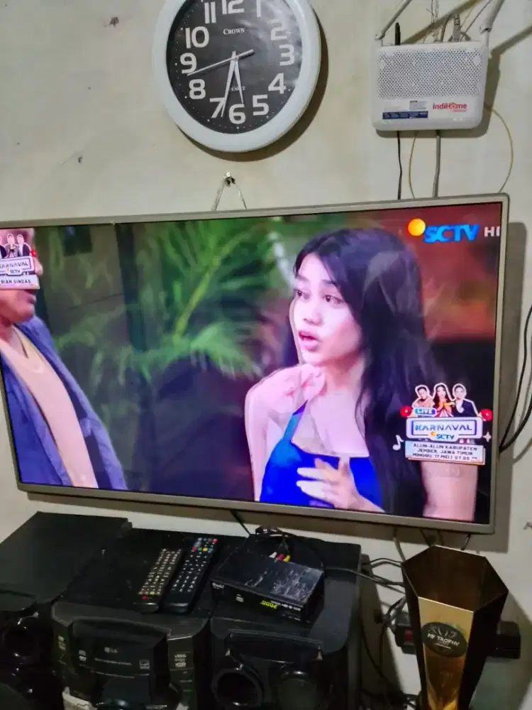Jual tivi merk LG 43in digital +setbok minus setbok tidak ada remot .