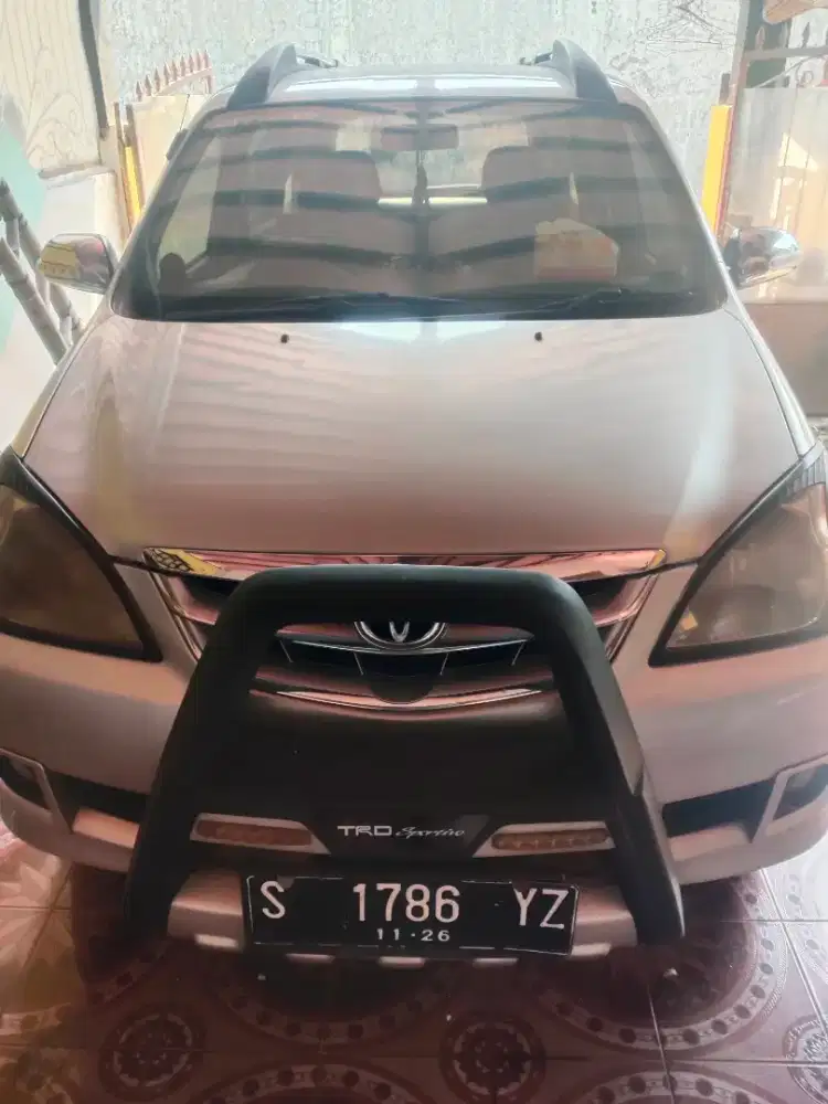 Toyota avanza G 1,5 manual tahun 2011 1500cc warna silver metalic