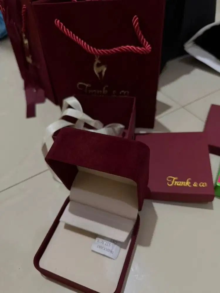 jual kotak perhiasan frank&co