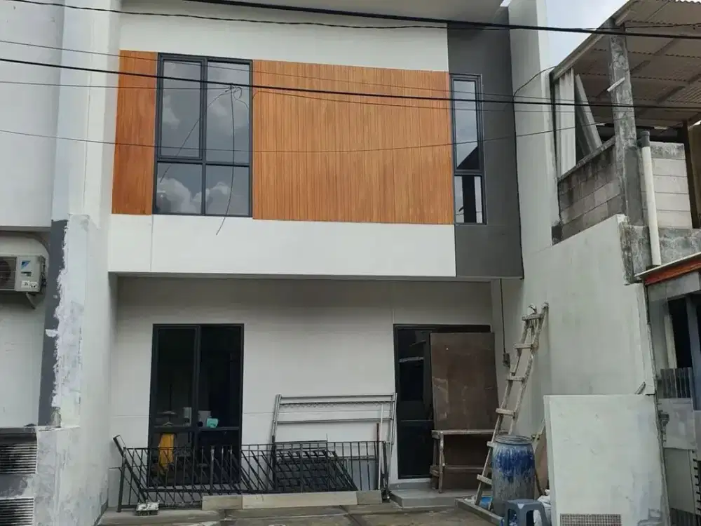 Dijual Rumah Brand New Siap Huni di BSD Selangkah dari Akses Pintu Tol