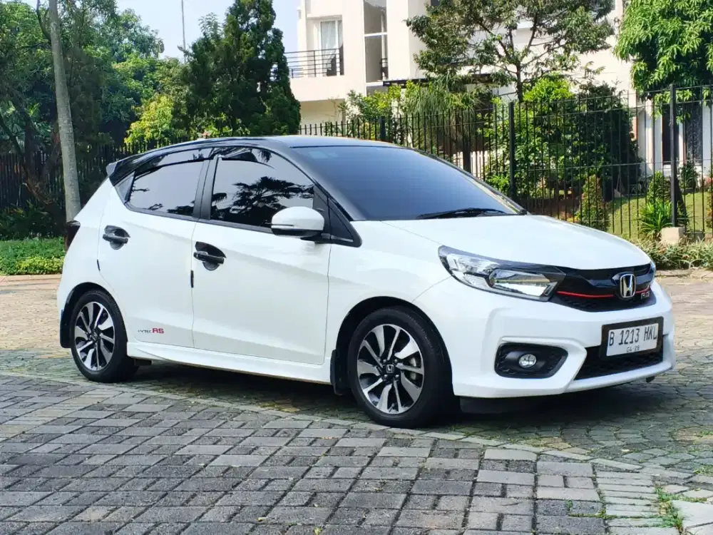 Honda Brio Rs Automatic 2023 Bensin Putih Metalik