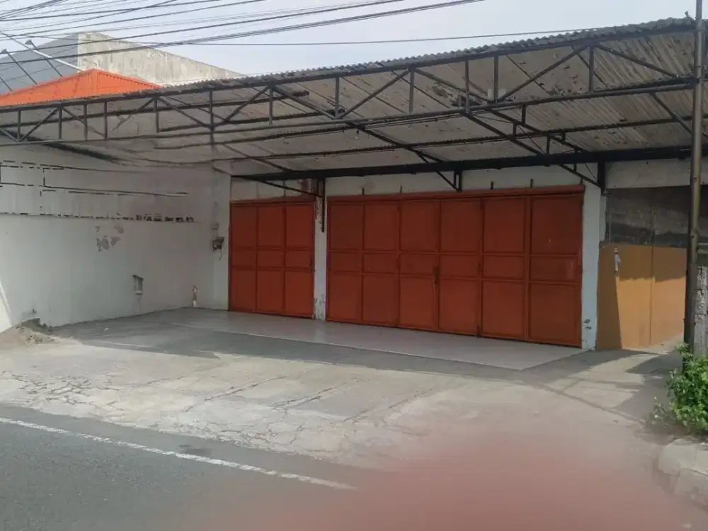 DISEWAKAN RUANG USAHA LOKASI STARTEGIS HARGA RENDAH BANTUL