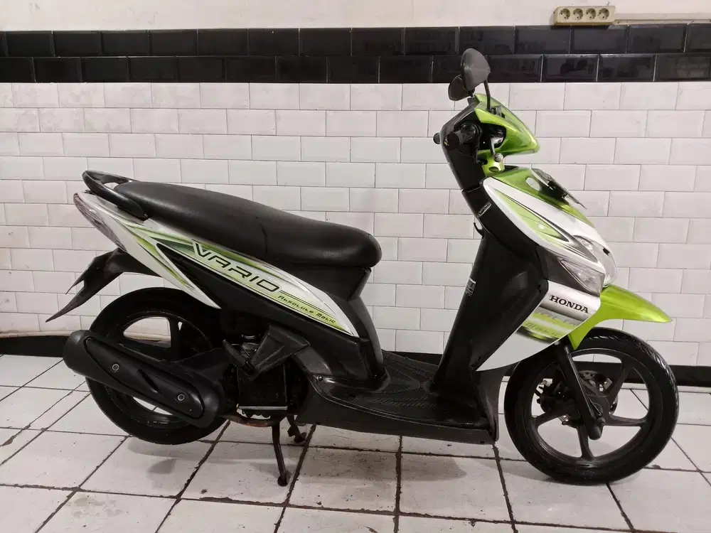 Di jual cepat Honda vario cw tahun 2011