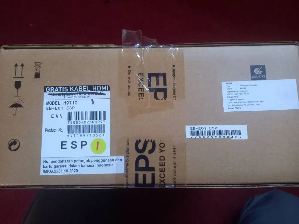dijual cepat PROJECTOR EPSON EB-E01