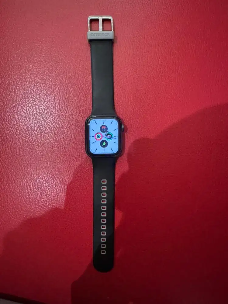 APPLE WATCH SE GEN 1 (40MM)