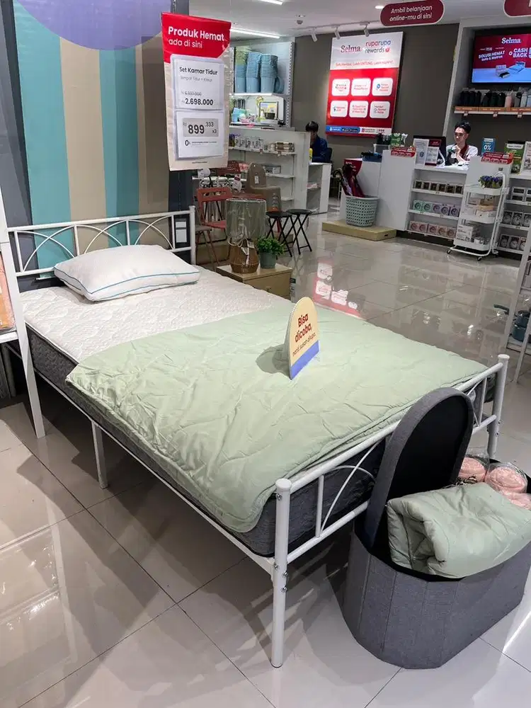 Tempat Tidur 4 kaki + matras