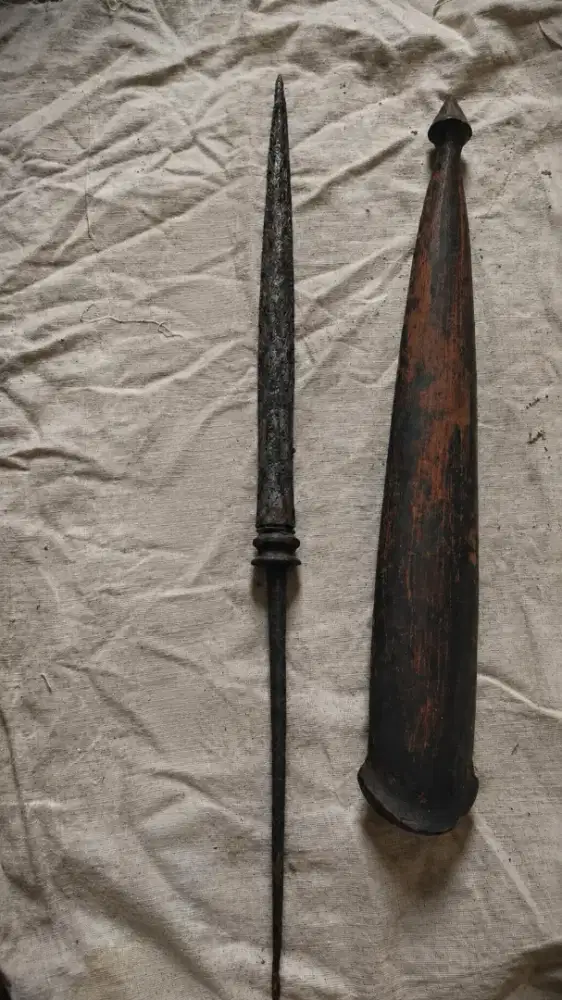 Tombak jaminan sepuh