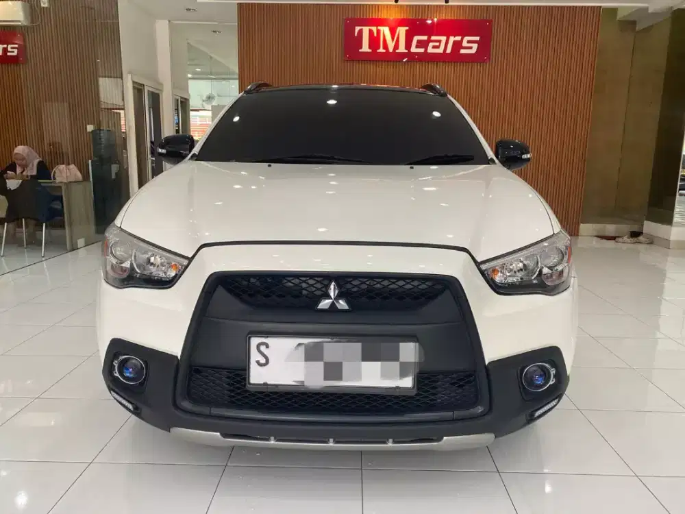 Mitsubshi Outlander 2013 PX 2.0 AT super istimewa