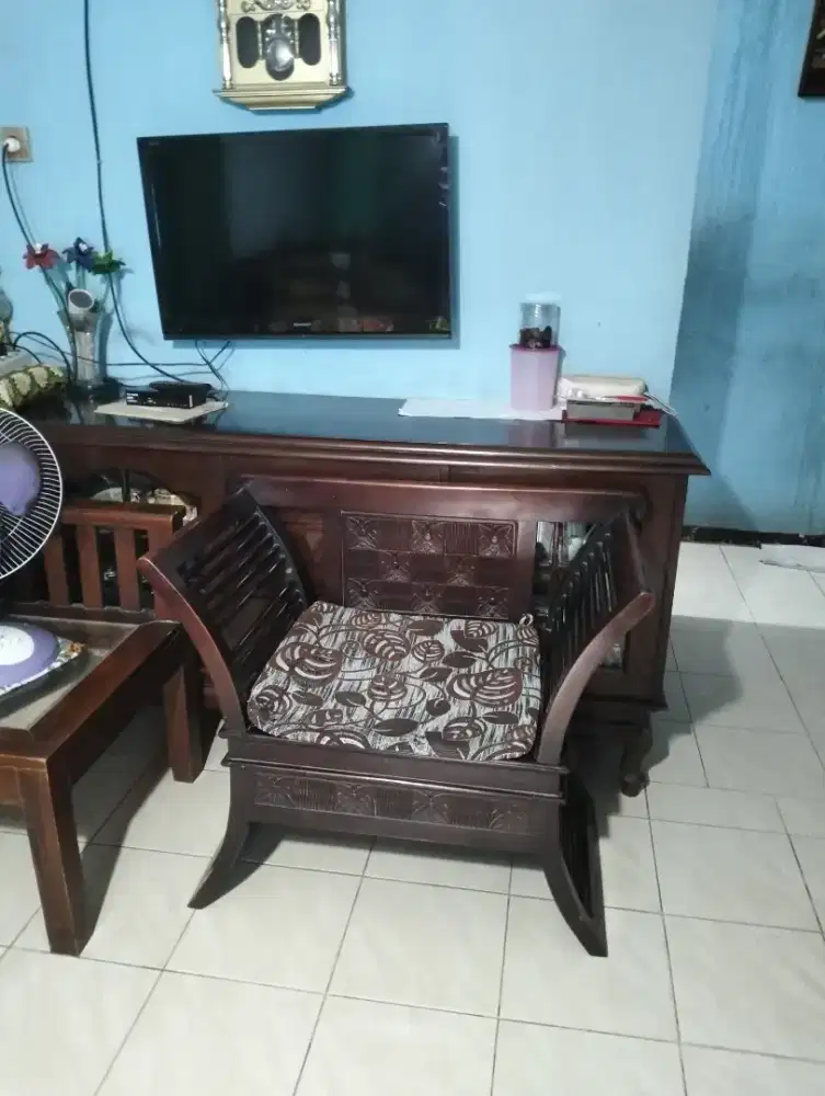 Jual bangku + lemari hias mulus