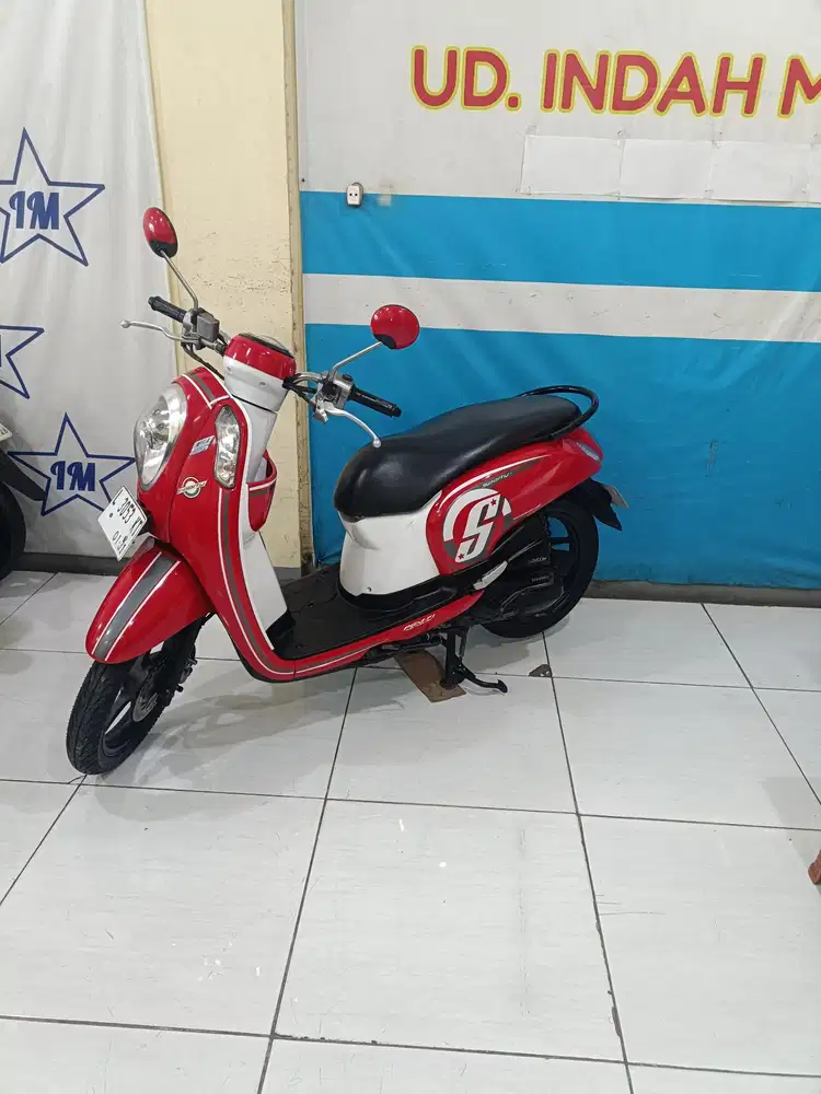 2016 HONDA SCOOPY ESP SPORTY FI ECO TIDAK BISA KREDIT PLAT PANJANG