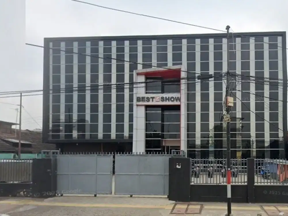 Gedung 4 Lantai Bagus Dan Mewah Disewakan, Lokasi Strategis