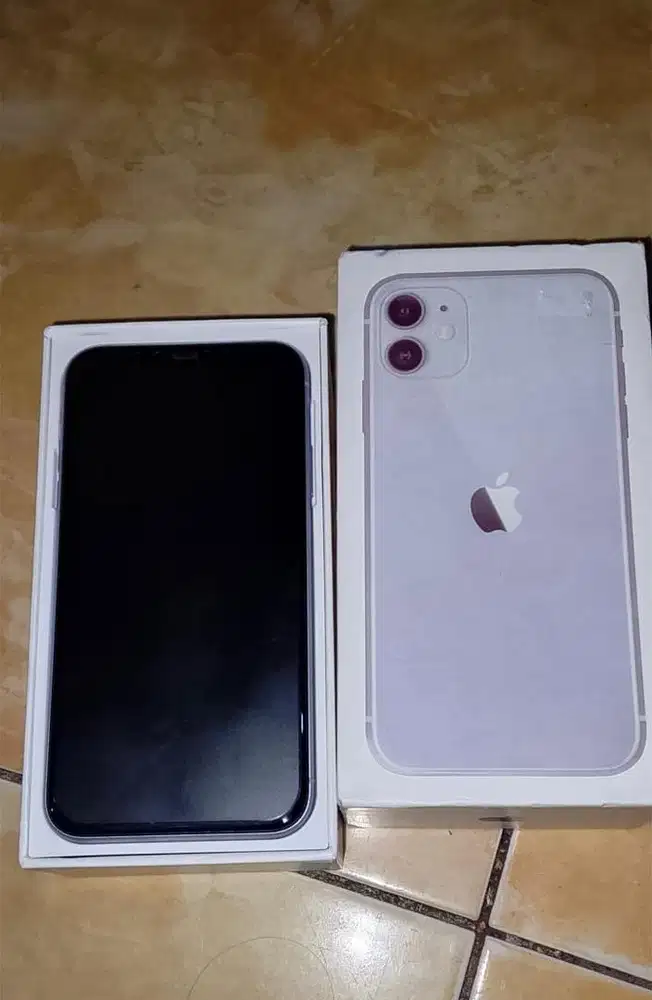 iphone 11 64 GB inter