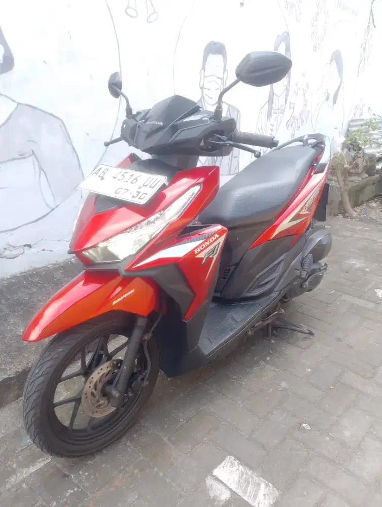 Jual vario 125 thn 2015 plat AB