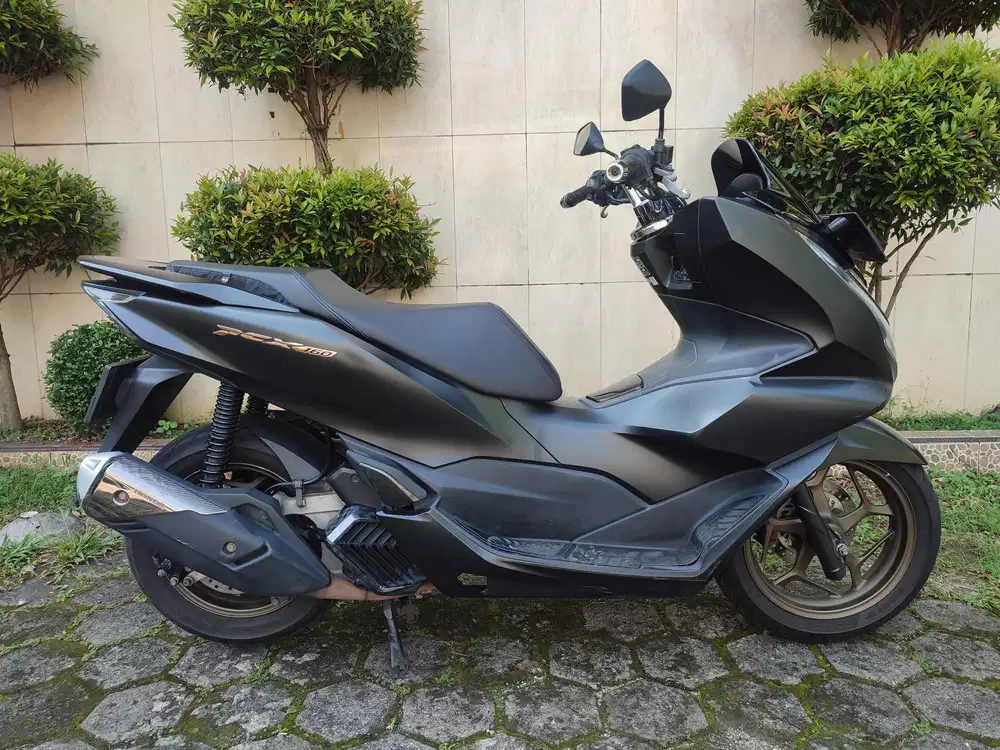 READY MOTOR PCX 160 ABS TAHUN 2023