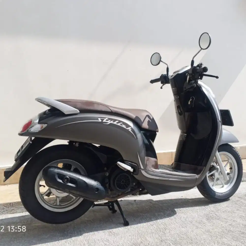 HONDA SCOOPY STYLISH TAHUN 2017 CASH / KREDIT MURAH DP MULAI 500 RB