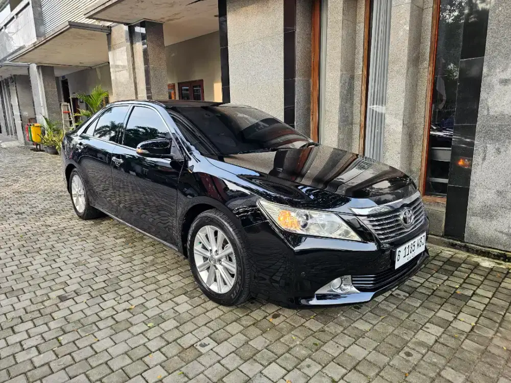 Camry 2.5 V AT Tahun 2013