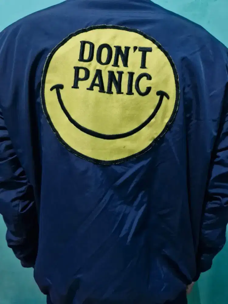 Jaket Bomber Don't Panic