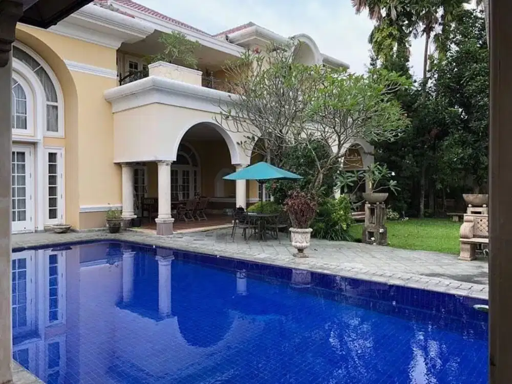 Rumah Mewah Classic Golf View HGB di Citraland Nusa Golf