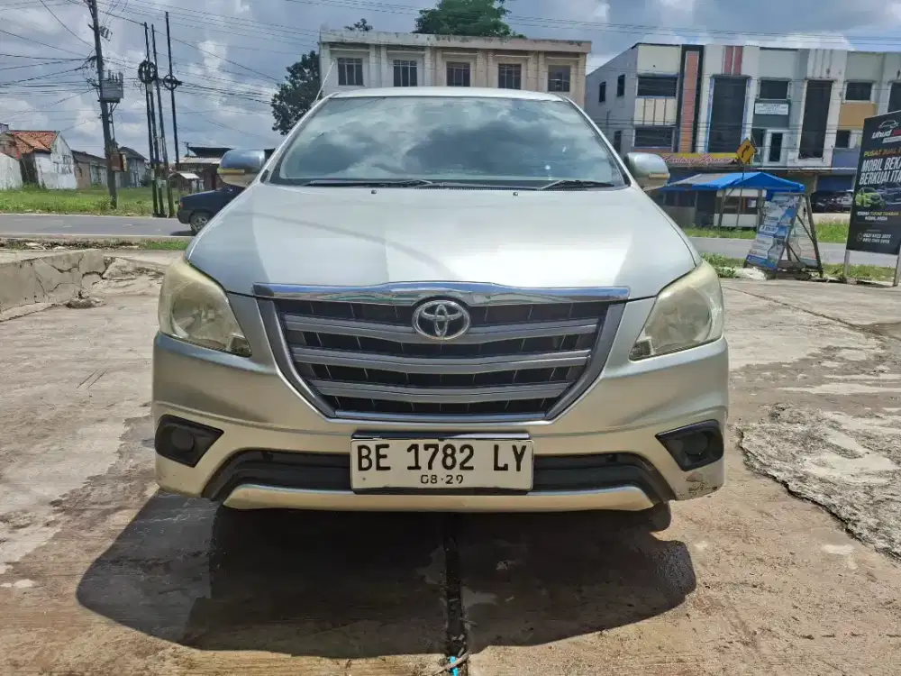 Kijang Inova 2.0 E+ 2014 Siap Pakai