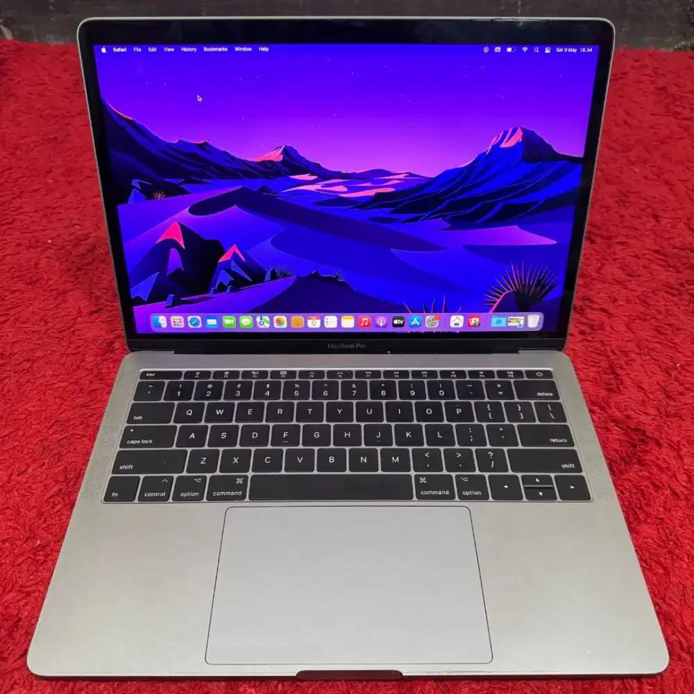 MacBook Pro 13 inch 2016