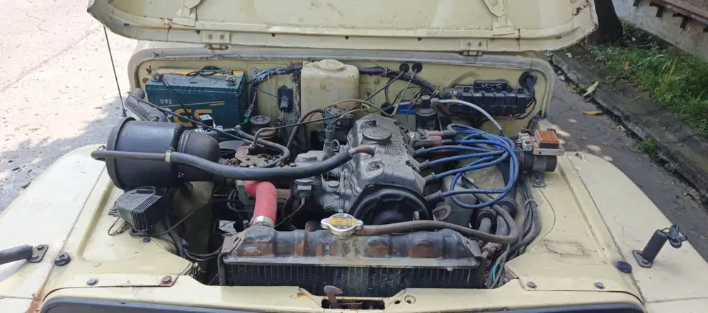 Suzuki Jimny 1981 Bensin