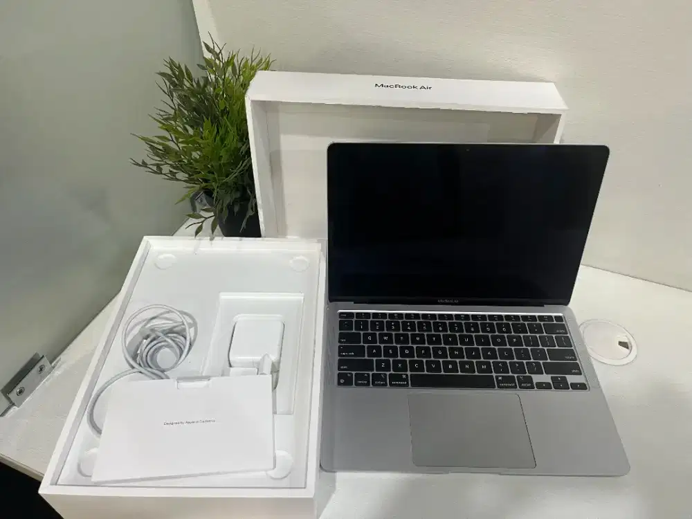 MacBook Air M1 2020 RAM 8/128