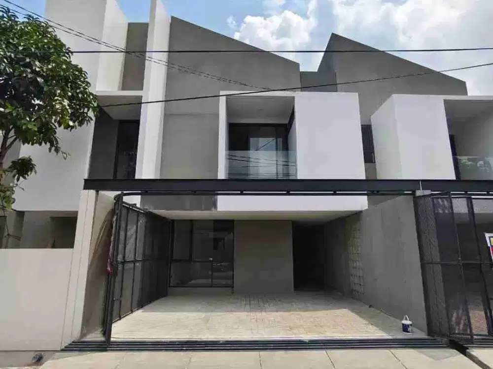 Rumah gaya industial di area Turangga