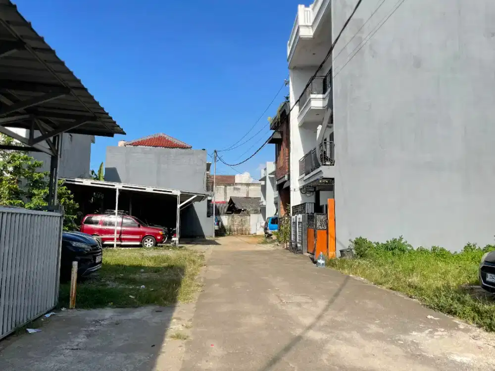 DI JUAL CEPAT RMH 2 LANTAI DI HJ BUANG JAKARTA TIMUR - READY SIAP HUNI