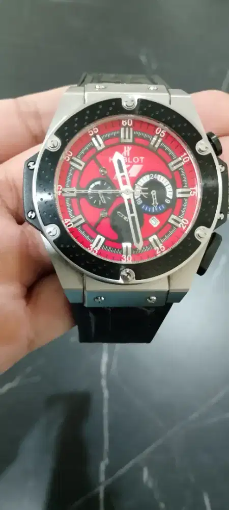 JAM TANGAN KEKINIAN