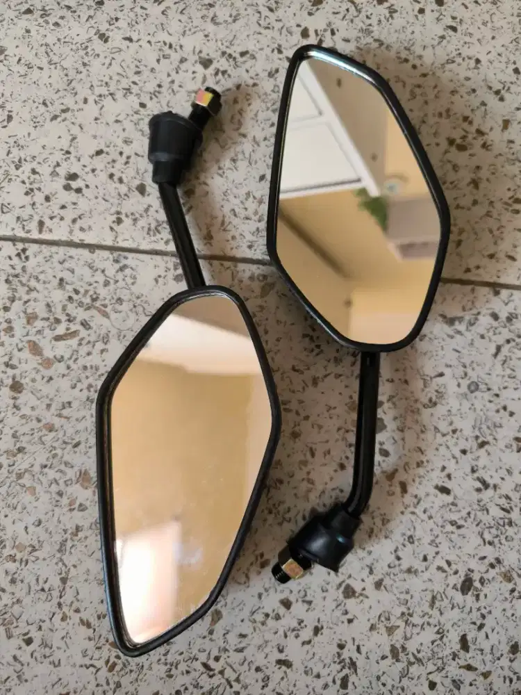 Spion Honda (Drat 14)