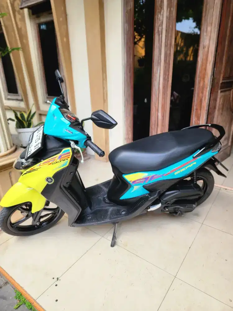 Gear 125 kuning 2023 low km 7ribuan gbm tunai atau kredit 592rb/3thn