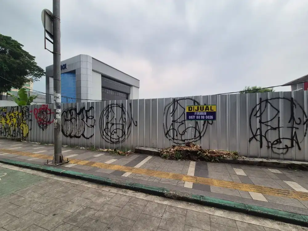 Tanah Strategis cocok buat Hotel, Kantor, Bank, Supermarket, Toko Oleh2 krisna  berlokasi depan Kebun Raya Bogor