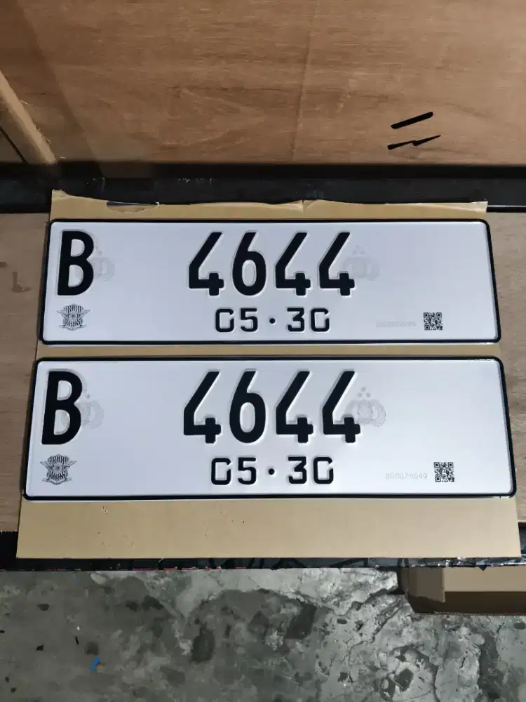 Reflektif putih barcode terbaru 2pcs