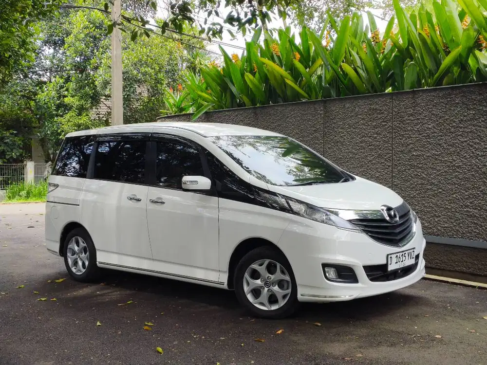 mazda biante skyactiv 2.0 at matic 2015 putih mulus bandung