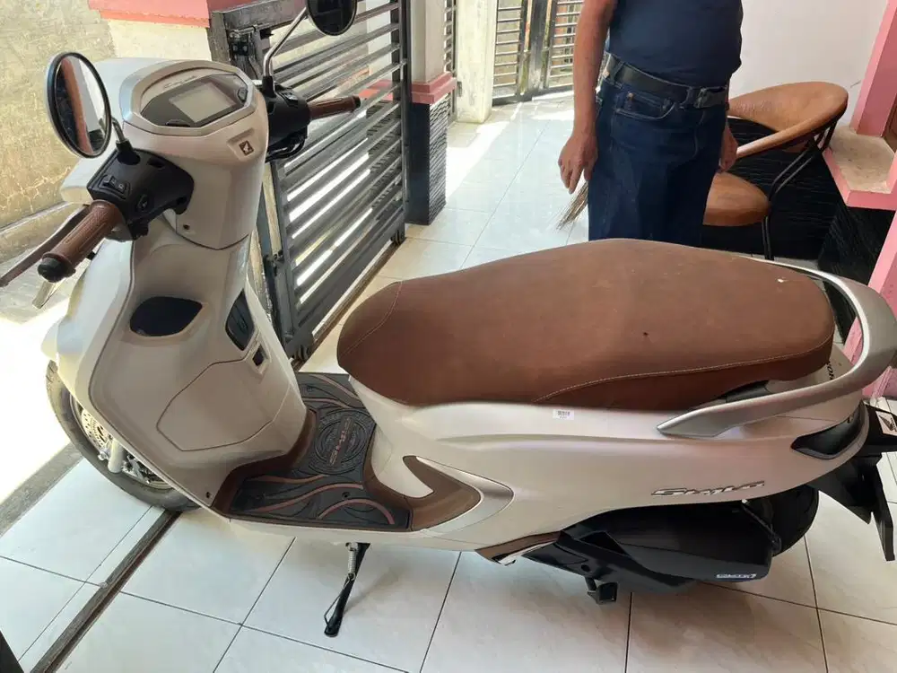 HONDA STYLO ABS 160