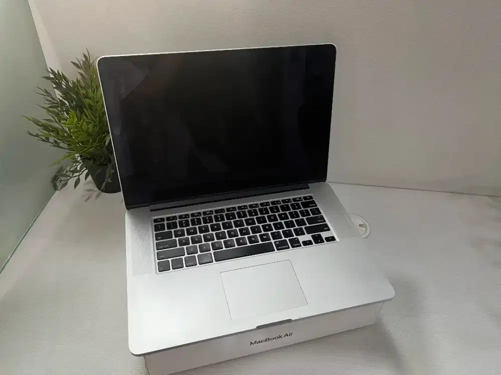 Macbook Pro M1 2015 RAM 16 GB