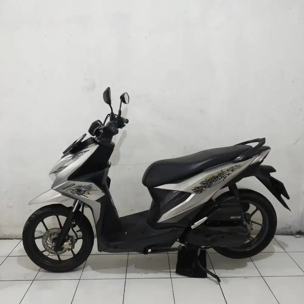 Honda Beat Street 2022 Bagus Lengkap Mesin Cakep