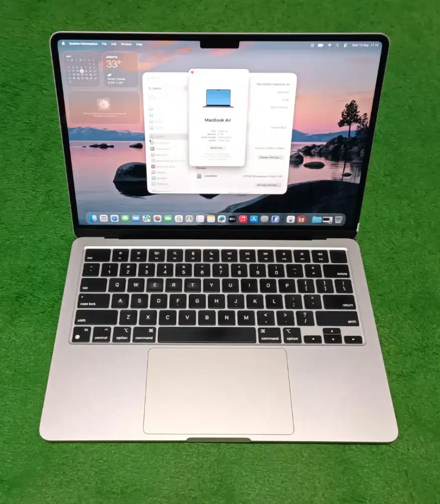 Apple MacBook Air M2 2022 13inch M2 8/256 Silver Murah