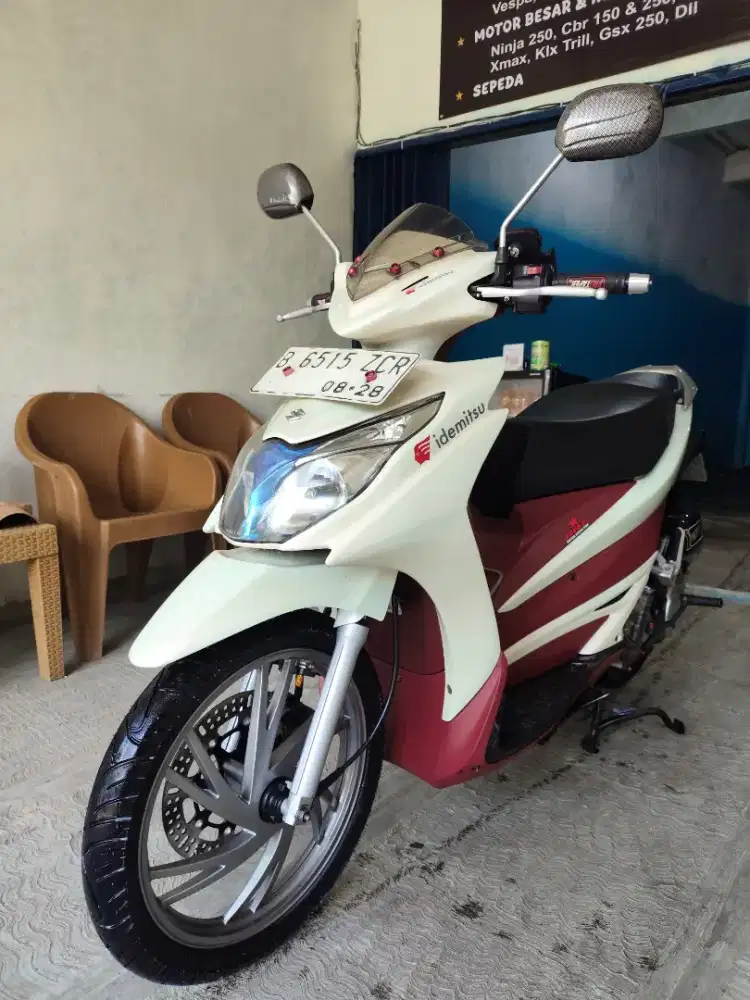 suzuki hayate 2013 SE