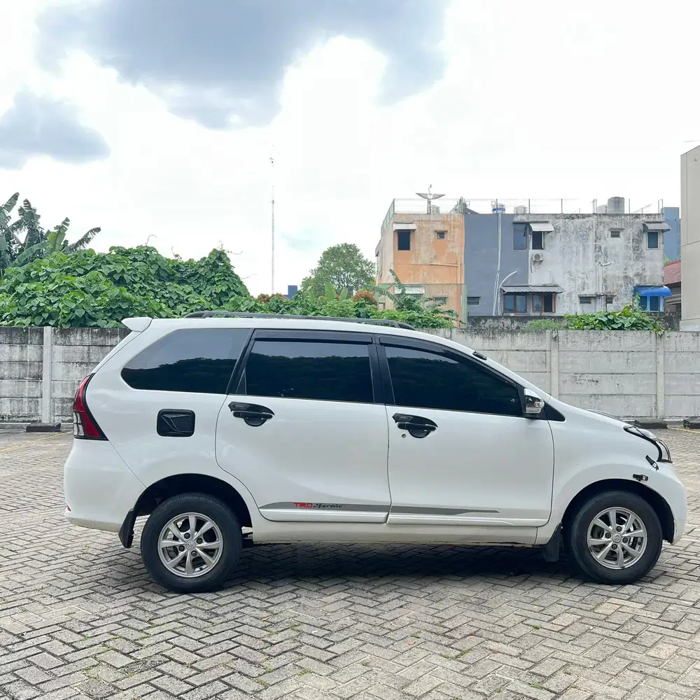 Allnew Xenia 1.3 R Deluxe