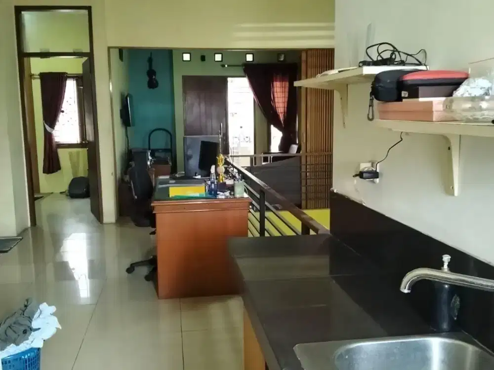 Rumah Bagus siap huni di Pusat kota Bandung sayap Merdeka Riau Harga Nego